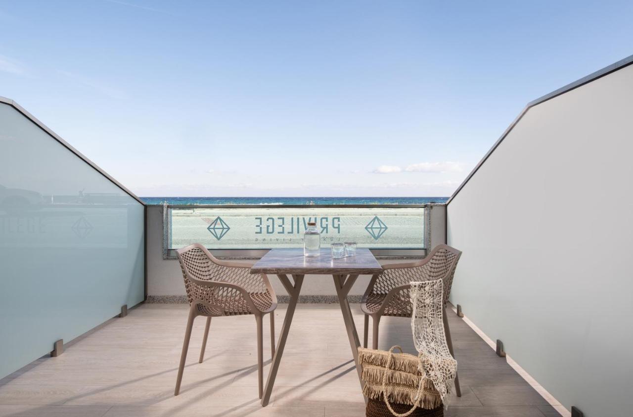 Privilege Luxury Living Sarti Eksteriør bilde
